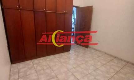 Casa com 7 quartos, 1 suíte e 5 banheiro - bairro Ipanema - Guarulhos