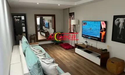 SOBRADO COM 3 SUÍTES E 4 VAGAS (252 m²)  VILA MILTON - GUARULHOS/SP