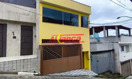 SOBRADO COM 3 CASAS NO MESMO QUINTAL À VENDA, 210m² - RECREIO SÃO JORGE - GUARULHOS - SP