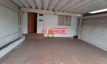 Casa térrea com 2 quartos e 2 vagas para venda - Jardim São Roberto