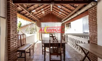 Casa com 4 quartos à venda na Rua Marcelino Petito, 253, Vila Carioca, Guarulhos