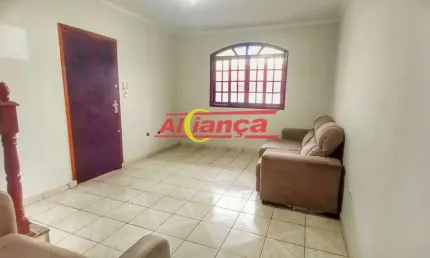 Excelente Casa de 4 quartos à Venda no Bairro do Bom Clima!