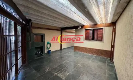 Casa Vila Rosália, 2 dorms, com um maravilhoso Jardim
