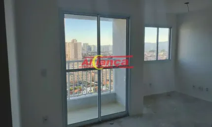 Apartamento no Picanço em Guarulhos, a poucos metros do Shopping Maia e Bosque Maia.