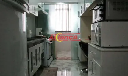 Aqui está uma sugestão de anúncio com mais de 500  Apartamento no Último Andar com Sacada Panorâmic