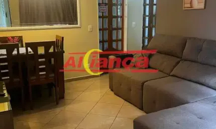 APARTAMENTO  COM  2 DORMITÓRIOS,  VAGA GARAGEM,  50 METROS