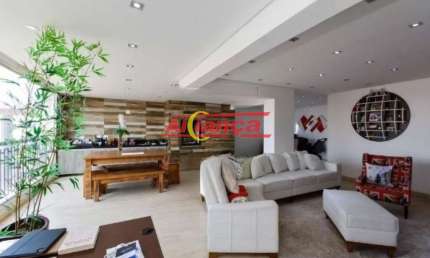 Apartamento à venda com 182m², 4 quartos / 3 Suítes e 3 vagas - Condomínio Sólon