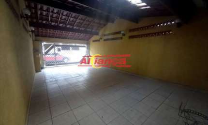 Sobrado 300m²  à venda,  com 3 dormitórios sendo1 suíte;  4 vagas; salão de festas no Bom Clima