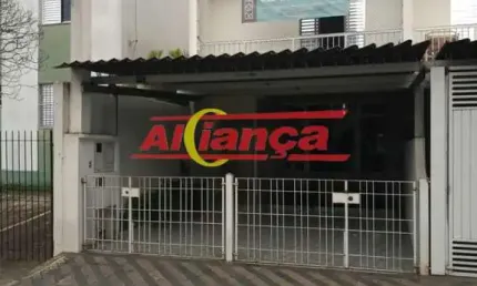 Sobrado com 3 dormitórios e 2 vagas, $ 650.000 - Bom Clima