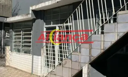 Casas para Renda ou moradia 4 Quartos na Vila Barros - Pertinho da Estação CPTM