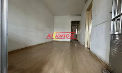 Oportunidade Única no Jardim Paraventi: Casa Térrea com Conforto e Praticidade!