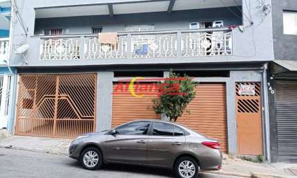 Casas residenciais (4 casas)  no total de  5 dormitórios e 4 banheiros , localizada Jardim Silvia -