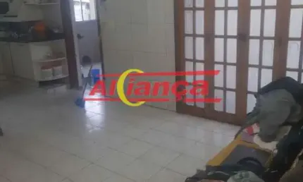 SOBRADO COM 2 DORMITÓRIOS A VENDA, 300m² JARDIM VALERIA - GUARULHOS/SP