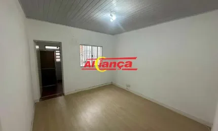 Sobrado com 2 quartos sendo 1 suíte e 1 vaga de garagem   no Centro - de Guarulhos   Sobrado com 2 q