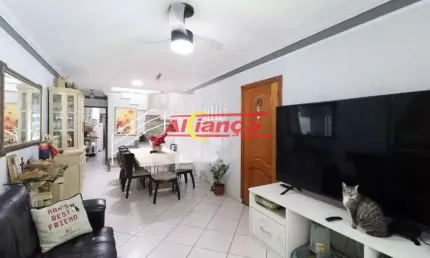 Casa à venda com 275m², 5 quartos e 4 vagas na Vila Isolina Mazzei