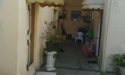 Sobrado com  outra casa no  mesmo terreno sendo totalizado 5 dormitórios a venda,  250m²  jardim adr