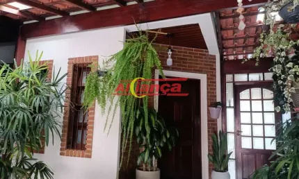 Sobrado espaçoso com 4 dormitórios e área gourmet, 2 vagas ? oportunidade imperdível no picanço