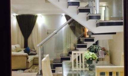SOBRADO COM 3 QUARTOS, SENDO 1 SUÍTE A VENDA, 105 m² Vila Milton - Guarulhos - SP