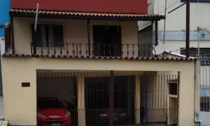 Casa com 2 quartos à venda na Rua Sílvio Barbosa, 72, Vila Camargos, Guarulhos