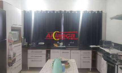 Casa com 3 quartos à venda na Rua Danielle do Prado Valim, 241, Parque Continental II, Guarulhos, 200 m2 por R$ 630.000