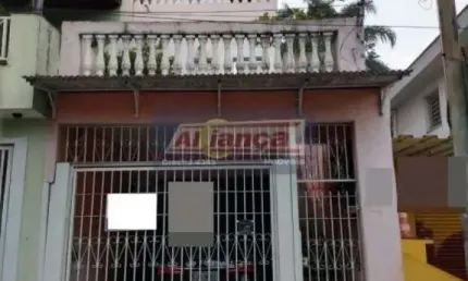 SOBRADO COM 3 QUARTOS, SENDO 1 SUITE, COM 150m² - JARDIM VILA GALVÃO - GUARULHOS/SP.