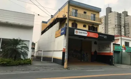 Prédio com 2 apartamentos e salão comercial, 902,18 m² - Av Emilio Ribas - GUARULHOS/SP