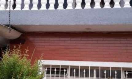 Casa com 4 quartos à venda na Rua Sérgio Reis de Oliveira, 414, Parque Continental I, Guarulhos, 192 m2 por R$ 690.000