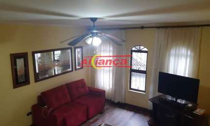 SOBRADO COM 3  QUARTOS SENDO 2 SUÍTES A VENDA, 140m² - VILA CARMELA I- GUARULHOS/SP