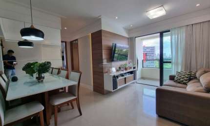 Parque Iguatemi de 2/4 com suíte e closet, 54 m², super decorado, porteira fechada, nascente, 1 vaga de garagem.