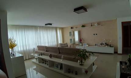 Maria Luiza Quadros Candeias, apartamento de luxo com 3 suítes e 150 m².