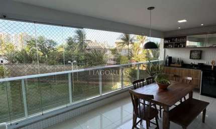 Apartamento de luxo à venda em Pituaçu, Salvador-BA: 4 quartos, 2 suítes, vista para o mar. Condomínio com lazer completo!