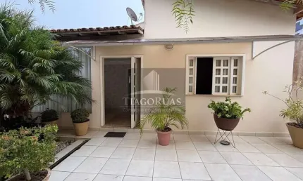 Casa em condomínio fechado com 3 quartos à venda na Rua Paulo Filadelfo, 8, Candeias, Vitória da Conquista, 110 m2 por R$ 450.000