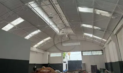 Galpão para alugar, 1700 m² por R$ 55.769,49/mês - Campestre - Santo André/SP
