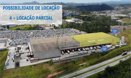 Galpão com 10.500 m² para locação em Mauá ao lado do Rodoanel