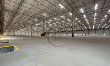 Galpão com 6.467m² em condomínio logístico para locação em Mauá.