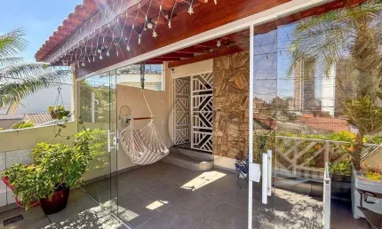Sobrado à venda, 200 m² por R$ 900.000,00 - Vila Scarpelli - Santo André/SP