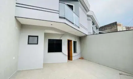 Sobrado com 126 m² a Venda na Vila Curuçá em Santo André