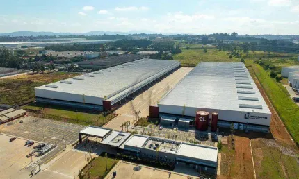 Galpão logístico com 2.198,56m²  para alugar em Guarulhos