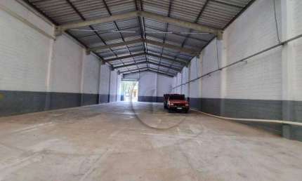 Galpão para alugar, 675 m² por R$ 23.660,00/mês - Vila Lucinda - Santo André/SP