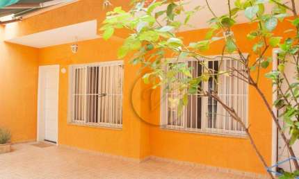 Sobrado com 3 dormitórios à venda, 140 m² por R$ 660.000,00 - Campestre - Santo André/SP