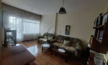 Excelente oportunidade com duas casas no mesmo terreno!