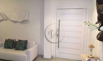 Sobrado com 3 dormitórios para alugar, 305 m² por R$ 9.140,00 - Jardim - Santo André/SP