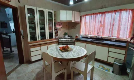 Sobrado com 3 dormitórios à venda, 248 m² por R$ 870.000,00 - Jardim Ana Maria - Santo André/SP