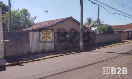 Casa com 5 dormitórios à venda por R$ 235.000,00 - Vila Sao Pedro - Arealva/SP