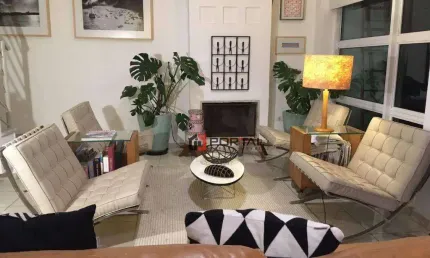 Casa com 3 dormitórios à venda, 221 m² por R$ 1.700.000,00 - Granja Viana - Jandira/SP