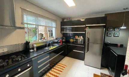 Casa com 2 dormitórios à venda, 75 m² por R$ 690.000,00 - Granja Viana - Cotia/SP