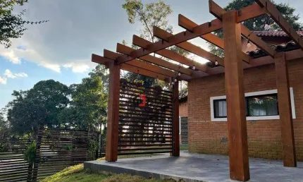 Casa com 3 dormitórios para alugar, 125 m² por R$ 6.500,00/mês - Granja Viana - Carapicuíba/SP