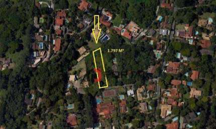 Terreno à venda, 1797 m² por R$ 590.000,00 - Granja Viana - Carapicuíba/SP