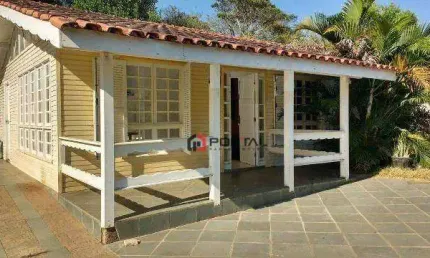 Casa com 4 dormitórios à venda, 196 m² por R$ 980.000,00 - Granja Viana - Carapicuíba/SP