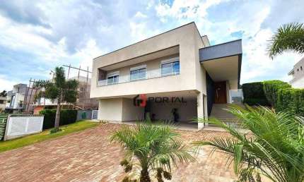 Casa com 3 dormitórios à venda, 303 m² por R$ 3.400.000,00 - Granja Viana - Carapicuíba/SP